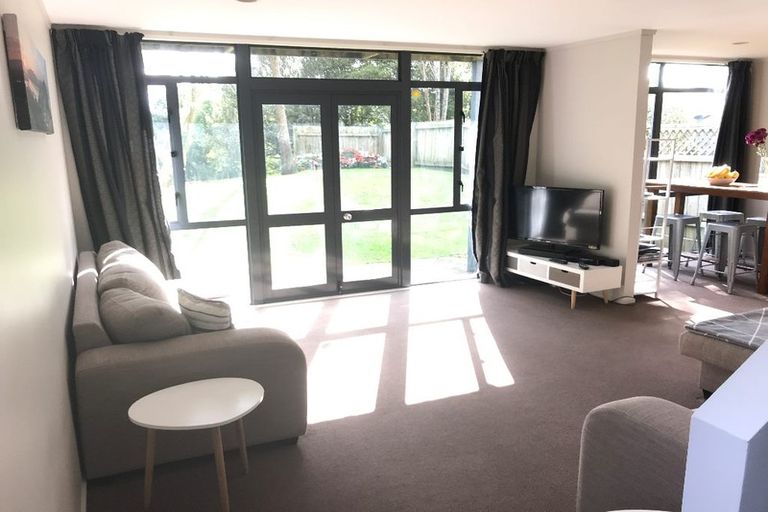 Photo of property in 16/3 Erewhon Place, Birkdale, Auckland, 0626