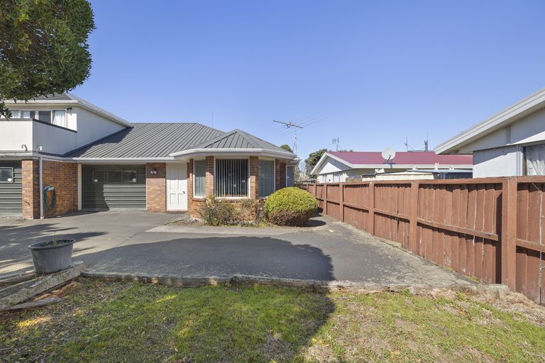 Photo of property in 43a Eastbourne Street, Caversham, Dunedin, 9012
