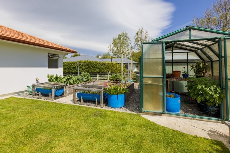 Photo of property in 10 Rochfort Street, Otane, 4202