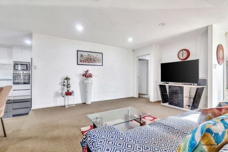 Photo of property in 12 Masters Place, Favona, Auckland, 2024