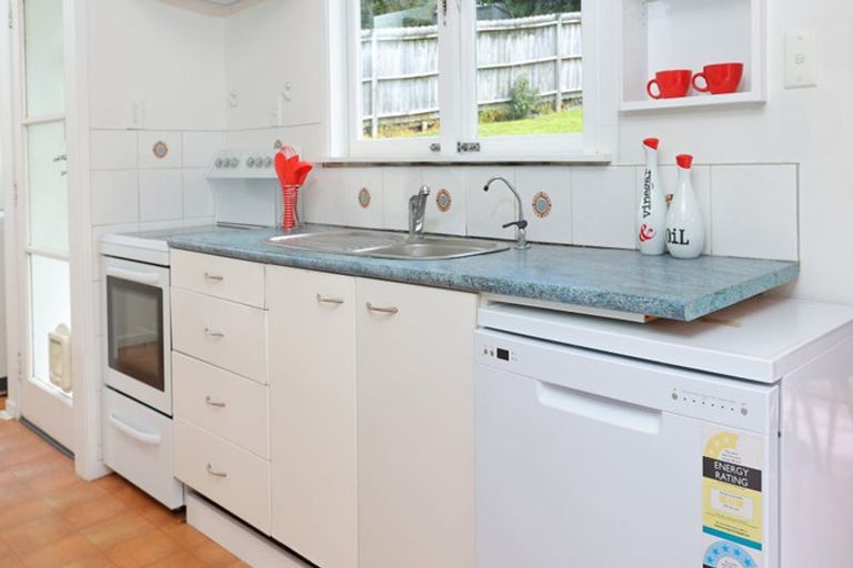 Photo of property in 39 Fitzwater Place, Henderson, Auckland, 0612