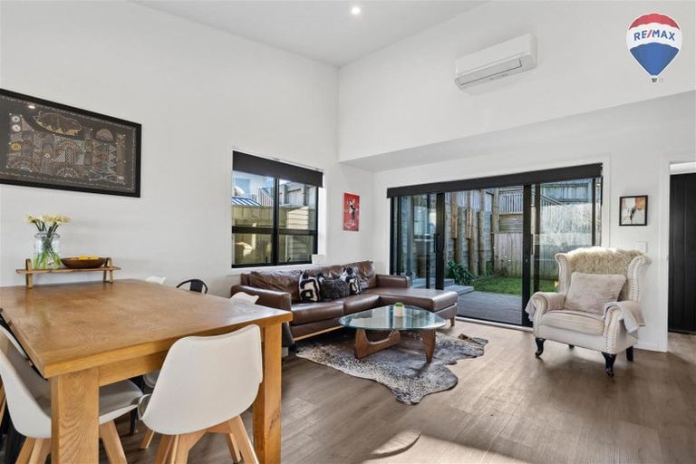 Photo of property in 18 Cathie Place, Karori, Wellington, 6012