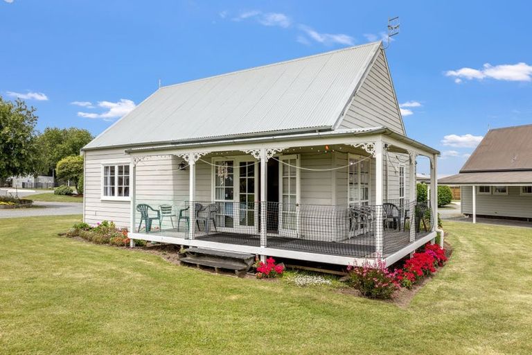 Photo of property in 27/30 Sorrento Drive, Rangatira Park, Taupo, 3330