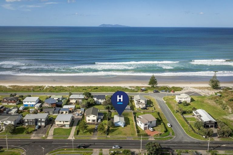 Photo of property in 283 Seaforth Road, Waihi Beach, 3611