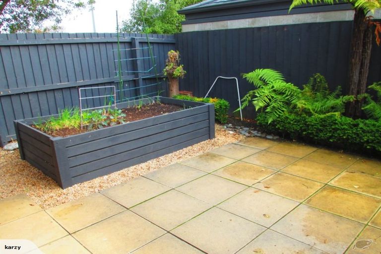 Photo of property in 102 Roberta Drive, Somerfield, Christchurch, 8024