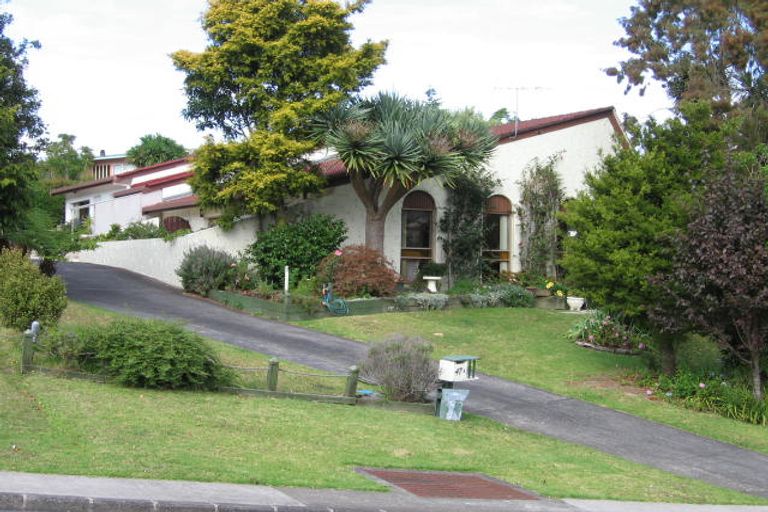 Photo of property in 2/47 Stredwick Drive, Torbay, Auckland, 0630