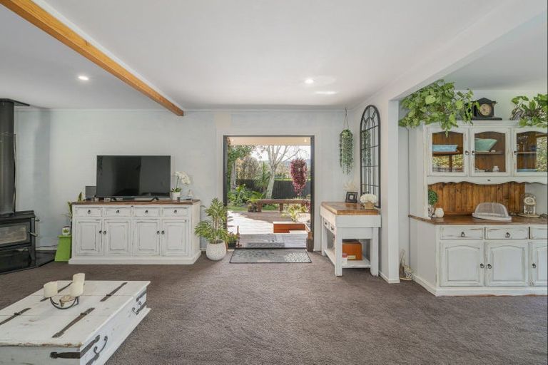 Photo of property in 10 Impala Place, Whitianga, 3510