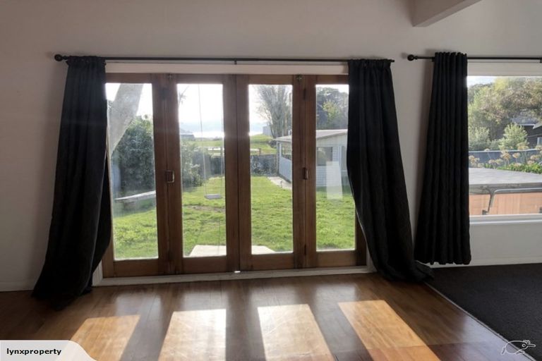 Photo of property in 410 Muritai Road, Eastbourne, Lower Hutt, 5013