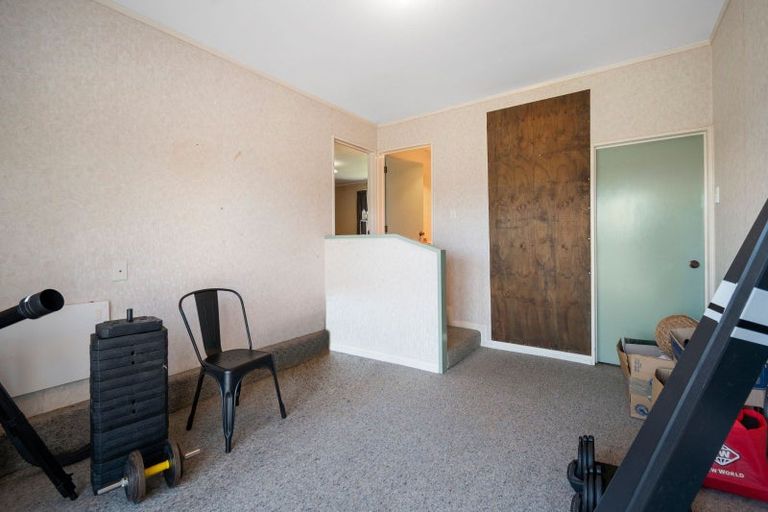 Photo of property in 1 Graham Street, Shannon, Levin, 4821