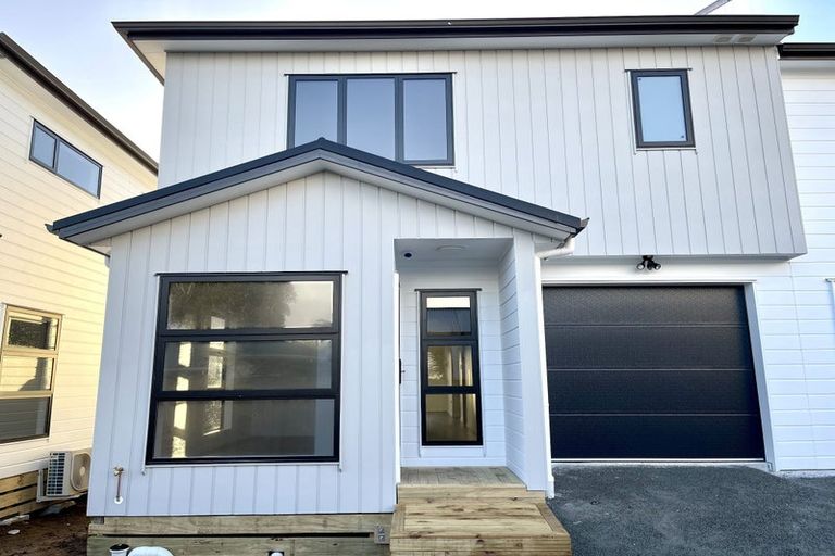 Photo of property in 65c Manuroa Road, Takanini, 2112