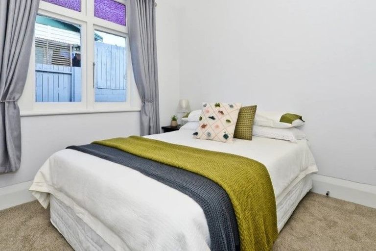 Photo of property in 11 Walsh Street, Forest Lake, Hamilton, 3200