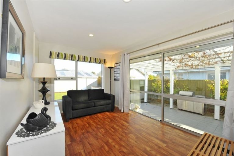 Photo of property in 11 Norah Street, Mairehau, Christchurch, 8013