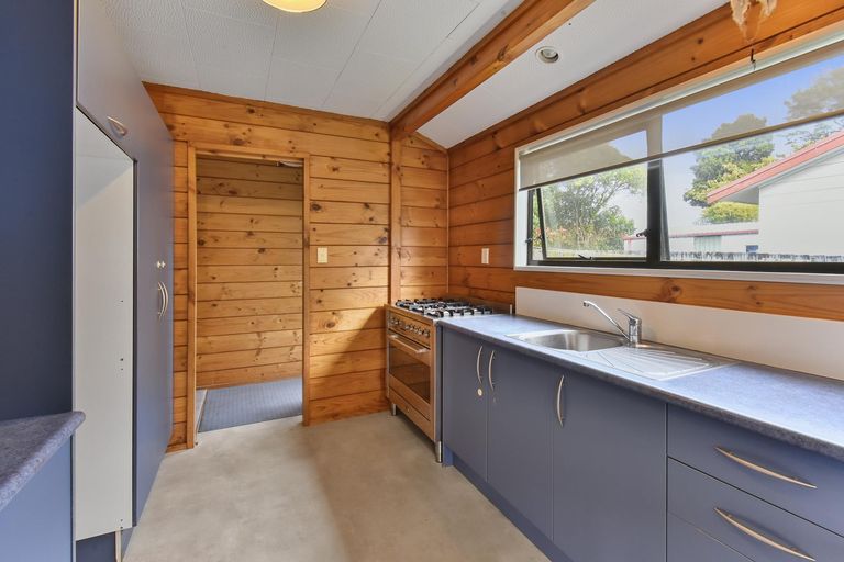 Photo of property in 2/77 Russell Road, Manurewa, Auckland, 2102