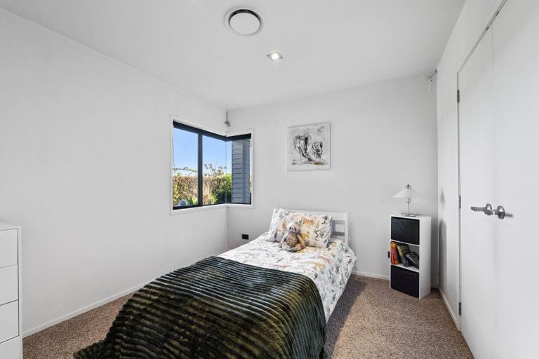 Photo of property in 114 Ackworth Road, Lepperton, New Plymouth, 4373