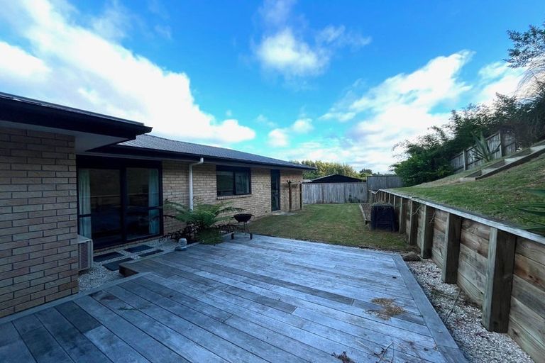 Photo of property in 1b Trosk Place, Waiuku, 2123