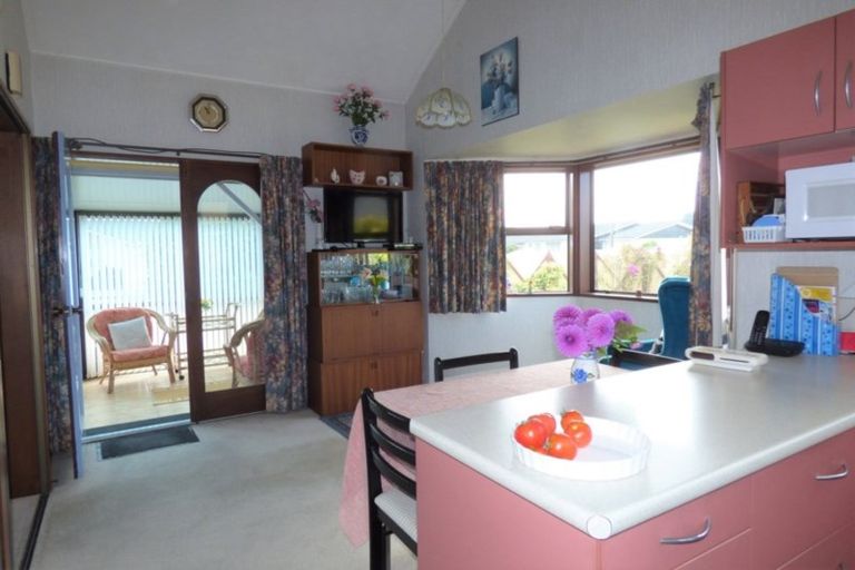 Photo of property in 1 Salisbury Crescent, Oamaru North, Oamaru, 9400