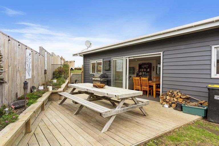 Photo of property in 13 Manatu Close, Whangamata, 3691