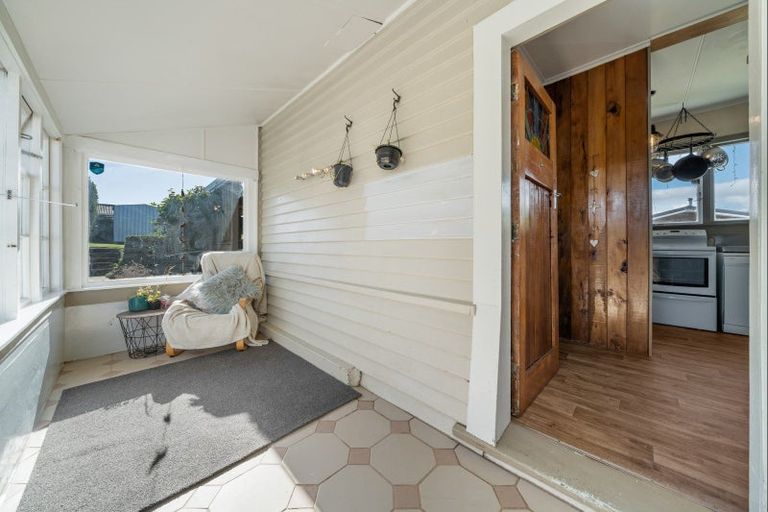 Photo of property in 14a Walsh Road, Westown, New Plymouth, 4310