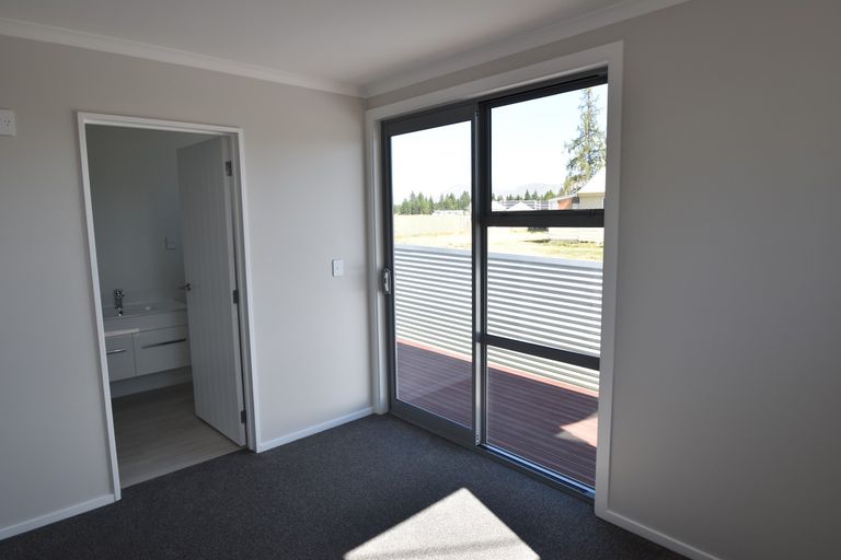 Photo of property in 39 Rata Road, Twizel, 7901