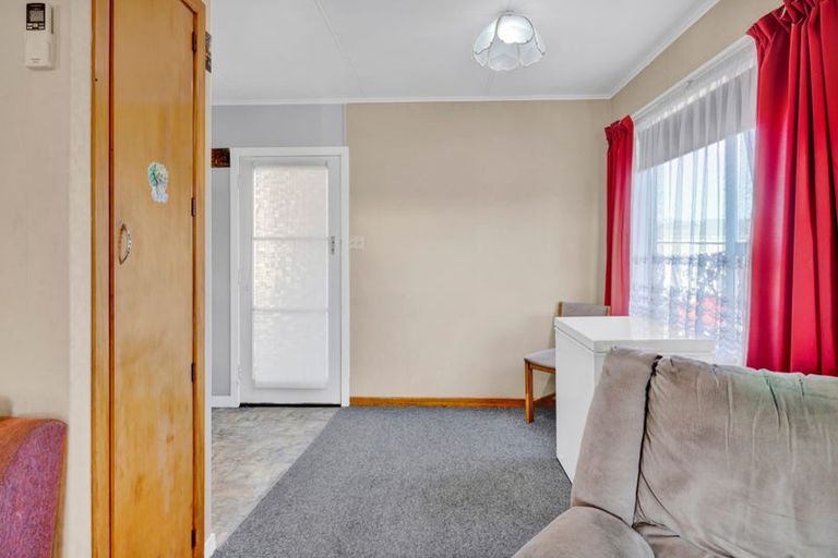 Photo of property in 42/1 Egmont Street, Hawera, 4610
