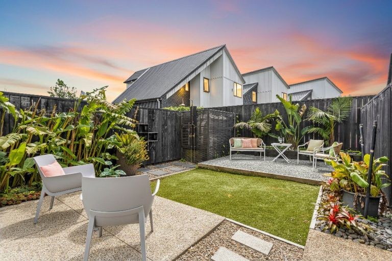 Photo of property in 29 Konoba Avenue, Kumeu, 0810