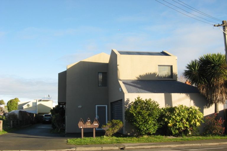 Photo of property in 2/509 Madras Street, St Albans, Christchurch, 8014