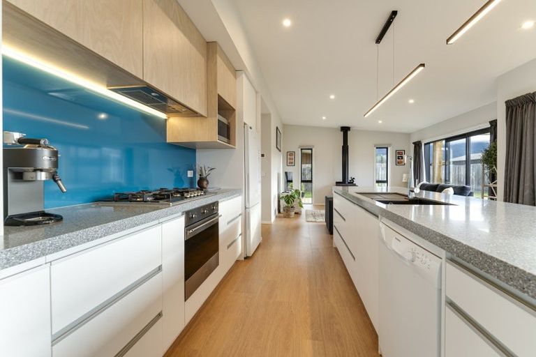Photo of property in 13 Sentinel Drive, Lake Hawea, Wanaka, 9382