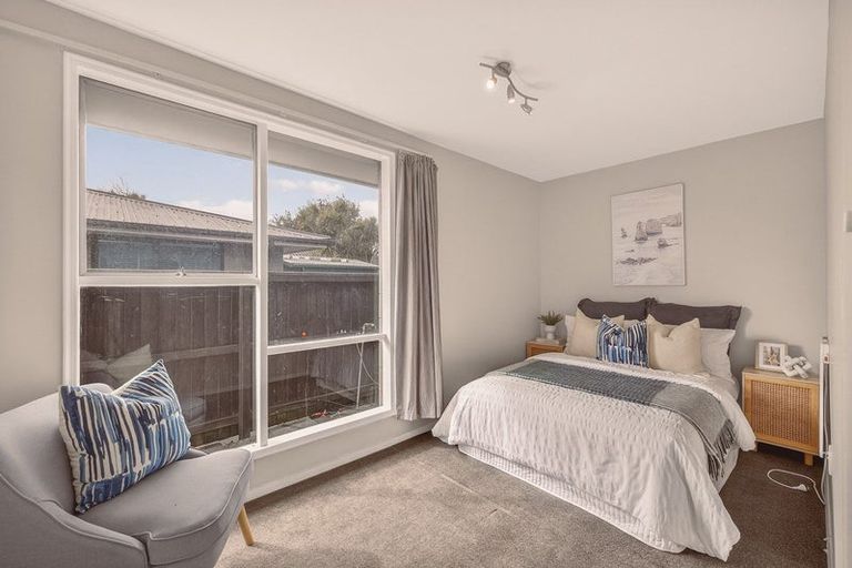 Photo of property in 26 Larnach Street, Waimairi Beach, Christchurch, 8083