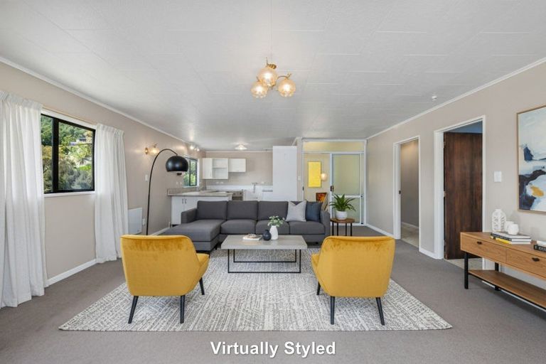 Photo of property in 62 Waikawa Road, Picton, 7220