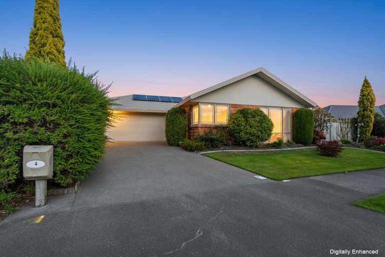 Photo of property in 4 Brooklyn Heights Drive, Kelvin Grove, Palmerston North, 4414