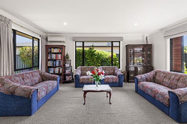 Photo of property in 4 Delta Mews Place, Clive, 4102