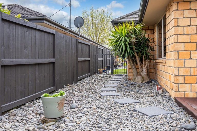 Photo of property in 10 Cranmer Close, Rototuna North, Hamilton, 3210
