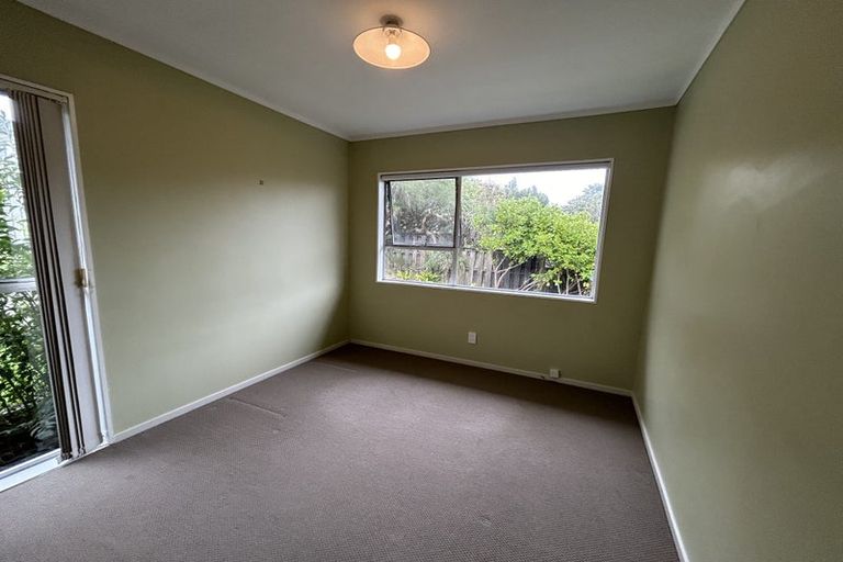 Photo of property in 29 Meadowvale Avenue, Forrest Hill, Auckland, 0620