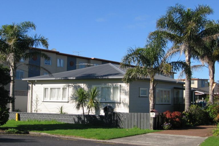 Photo of property in 6b Moenui Avenue, Orewa, 0931