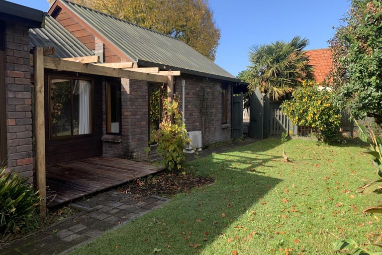 Photo of property in 121 Taylor Street, Cambridge, 3434