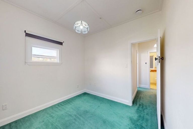 Photo of property in 3a Linwood Way, Island Bay, Wellington, 6023