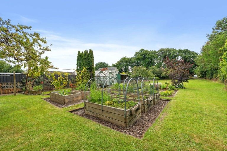 Photo of property in 124 West Street, Greytown, 5712