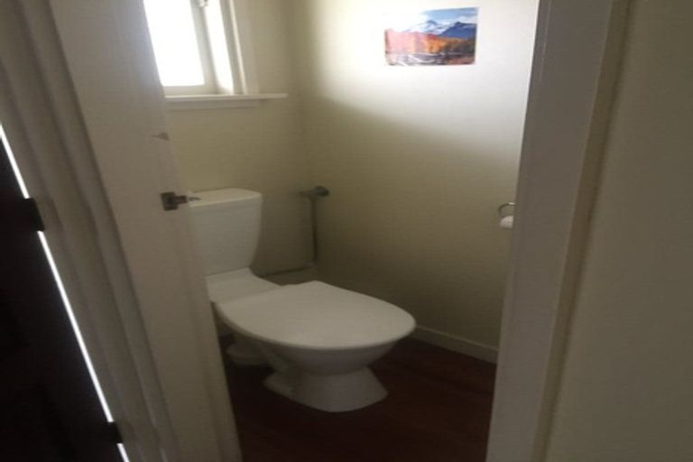 Photo of property in 216 Riverlaw Terrace, Saint Martins, Christchurch, 8022