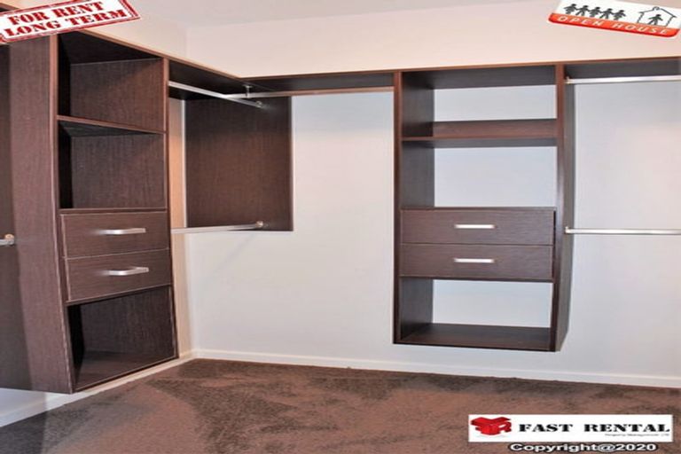 Photo of property in 52 Corricvale Way, Northcross, Auckland, 0630