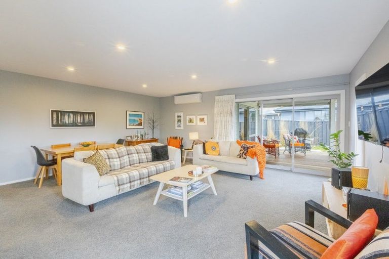 Photo of property in 24 Dee Street, Otane, 4202