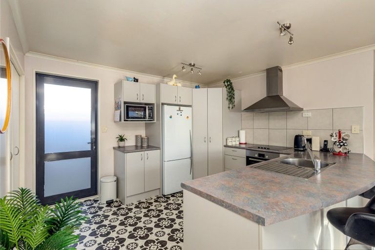 Photo of property in 240 Talbot Street, Geraldine, 7930