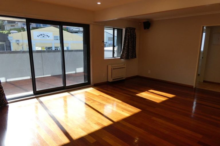 Photo of property in 2 Pickering Street, Kaiwharawhara, Wellington, 6035