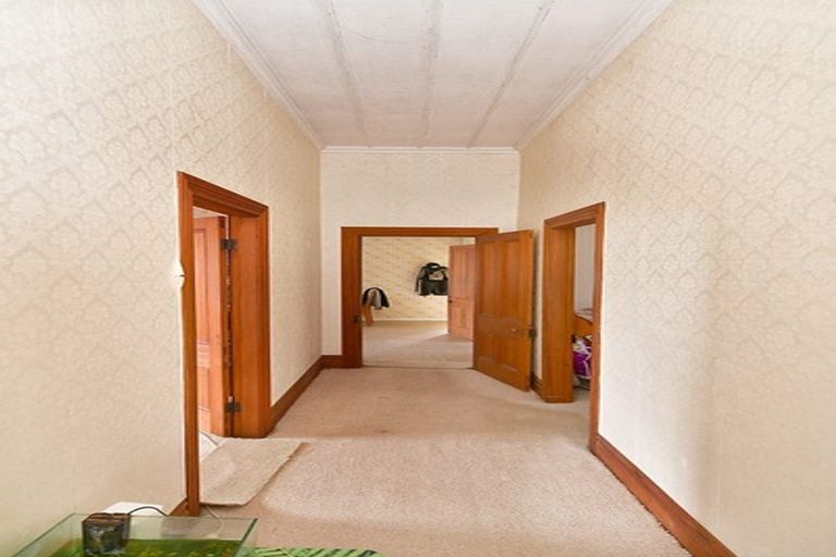 Photo of property in 14 Puriri Street, Helensville, 0800