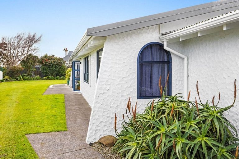 Photo of property in 77a Wilson Street, Hawera, 4610