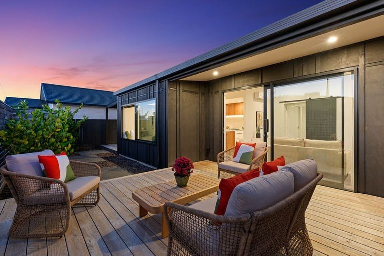 Photo of property in 9 Kaiwaru Place, Waikanae, 5036