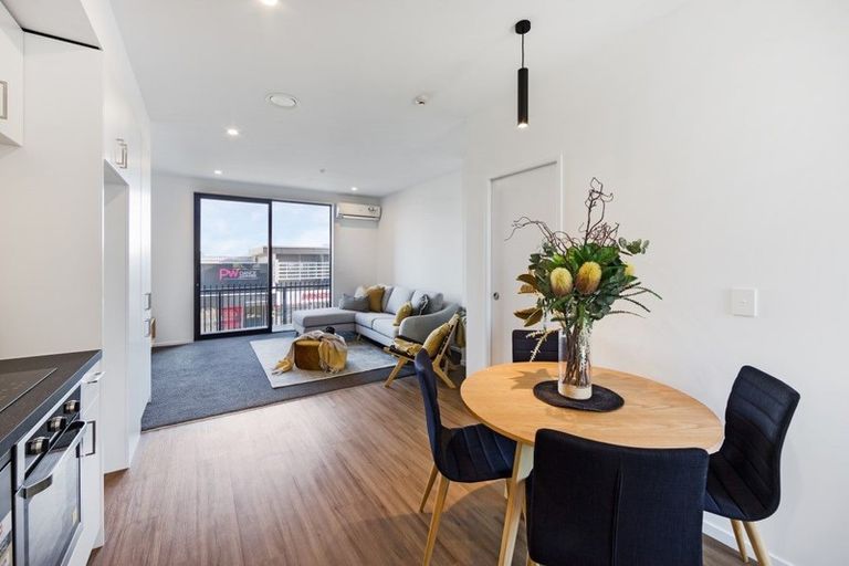 Photo of property in 2/283 Brougham Street, Sydenham, Christchurch, 8023