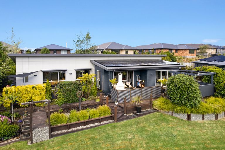 Photo of property in 24 Grandvista Drive, Green Island, Dunedin, 9018