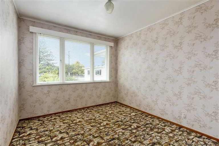 Photo of property in 136 Rathgar Road, Henderson, Auckland, 0610