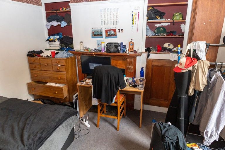Photo of property in 402 Leith Street, North Dunedin, Dunedin, 9016