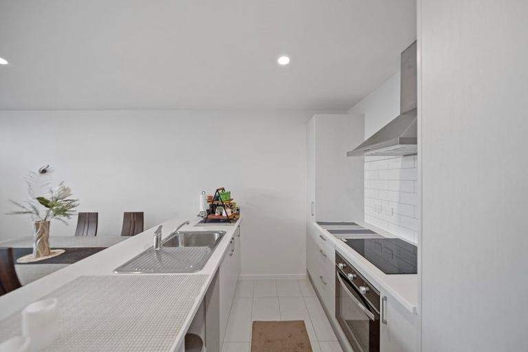 Photo of property in 7 Kapuarangi Lane, Papakura, 2110